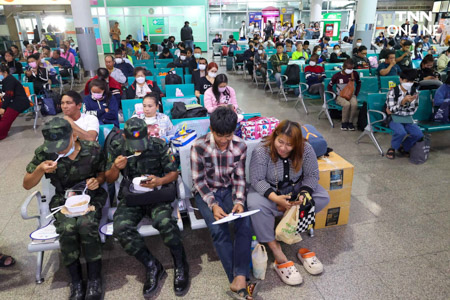 สุริยะตรวจหมอชิต 2 เตรียมพร้อมส่ง ปชช. กลับบ้านช่วงปีใหม่ สุริยะตรวจหมอชิต 2 เตรียมพร้อมส่ง ปชช. กลับบ้านช่วงปีใหม่