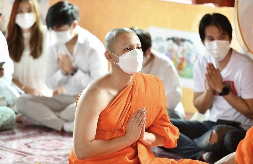 ธันวา สุริยจักร บวชแทนคุณพ่อแม่ กรีน อัษฎาพร-คนบันเทิงร่วมอนุโมทนาบุญ ธันวา สุริยจักร บวชแทนคุณพ่อแม่ กรีน อัษฎาพร-คนบันเทิงร่วมอนุโมทนาบุญ