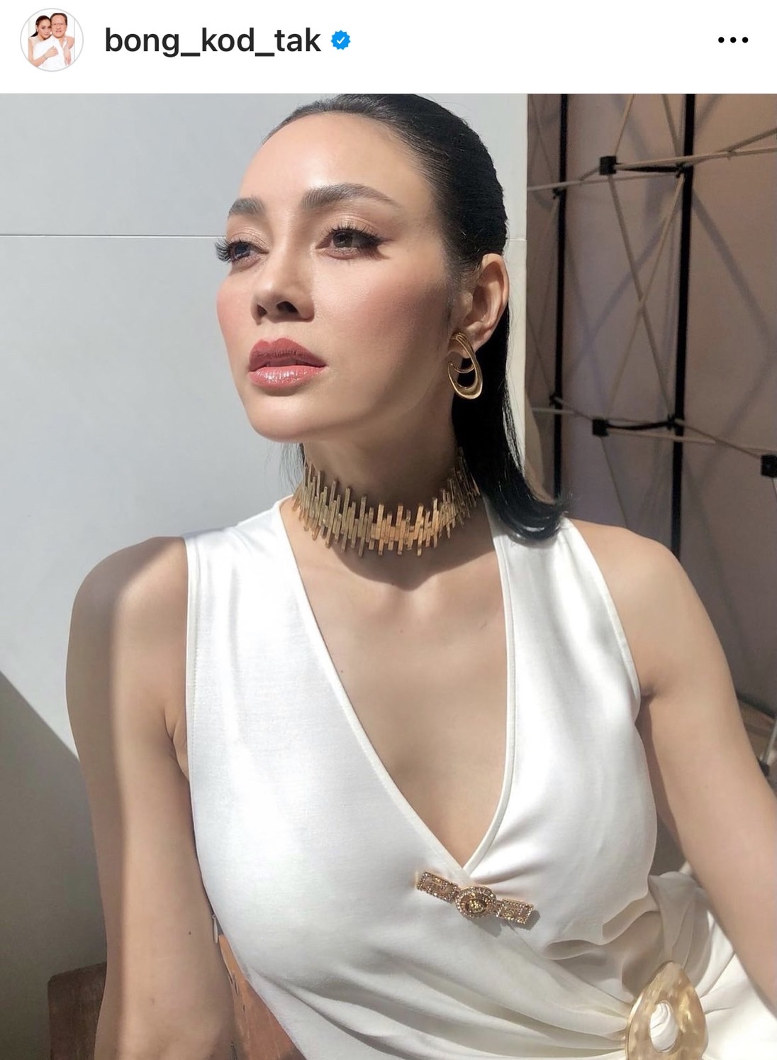 ตั๊ก บงกช โพสต์ภาพทะเบียนสมรส ฟาดชาวเน็ตแซะหาว่าเป็นเมียน้อย!! 