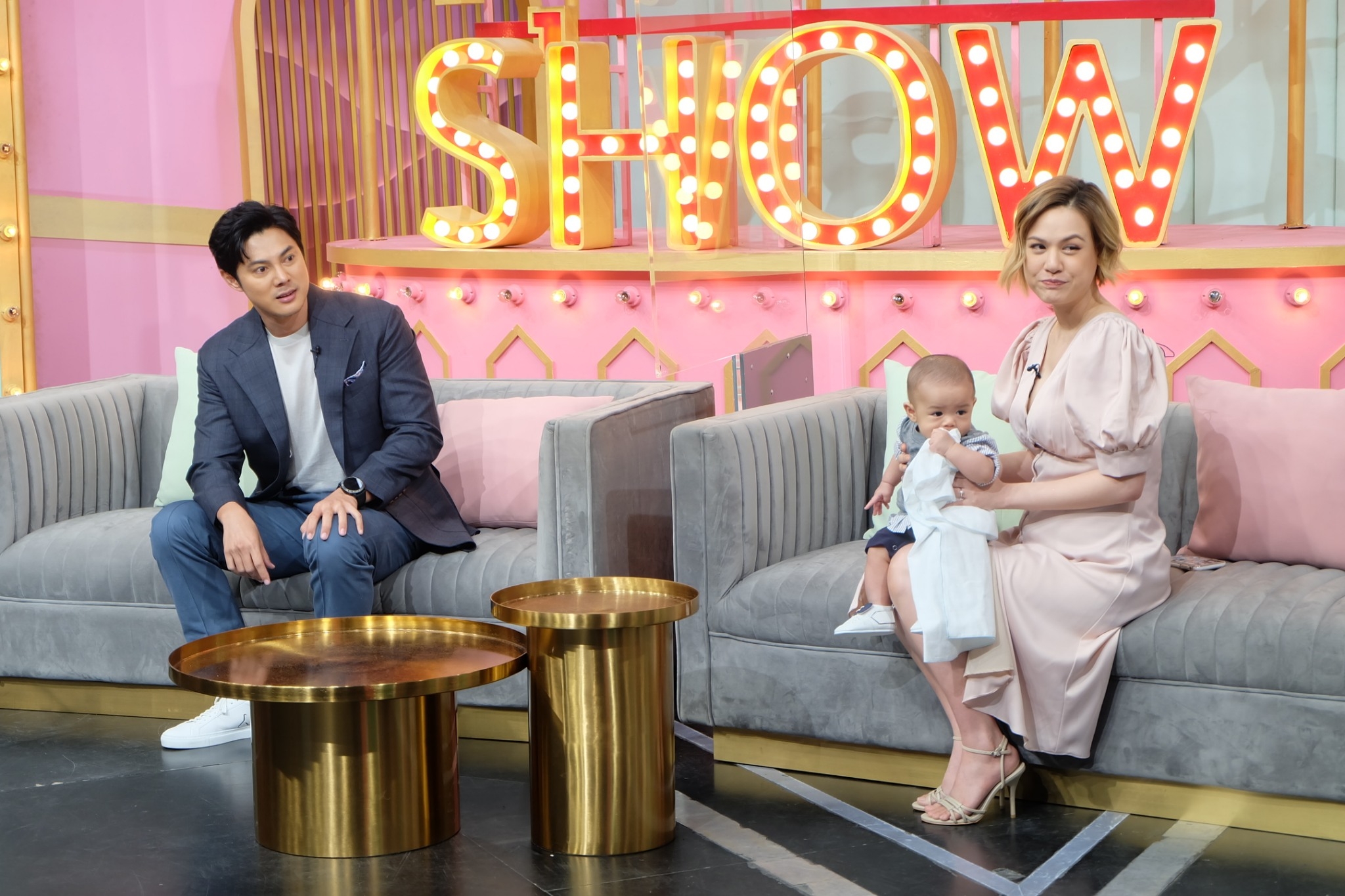 เกล รดา อัปเดตอาการเลี้ยงลูกจนข้อมือทรุด พร้อมเผยวิธีมูยังไงให้ได้สามี แบบ แมน การิน