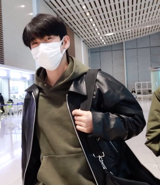 คิดถึงไม่ไหว!! แฟนๆ ติดแฮชแท็กรอต้อนรับ ‘จินยอง GOT7’ ลัดฟ้าจัดแฟนมีตในไทย