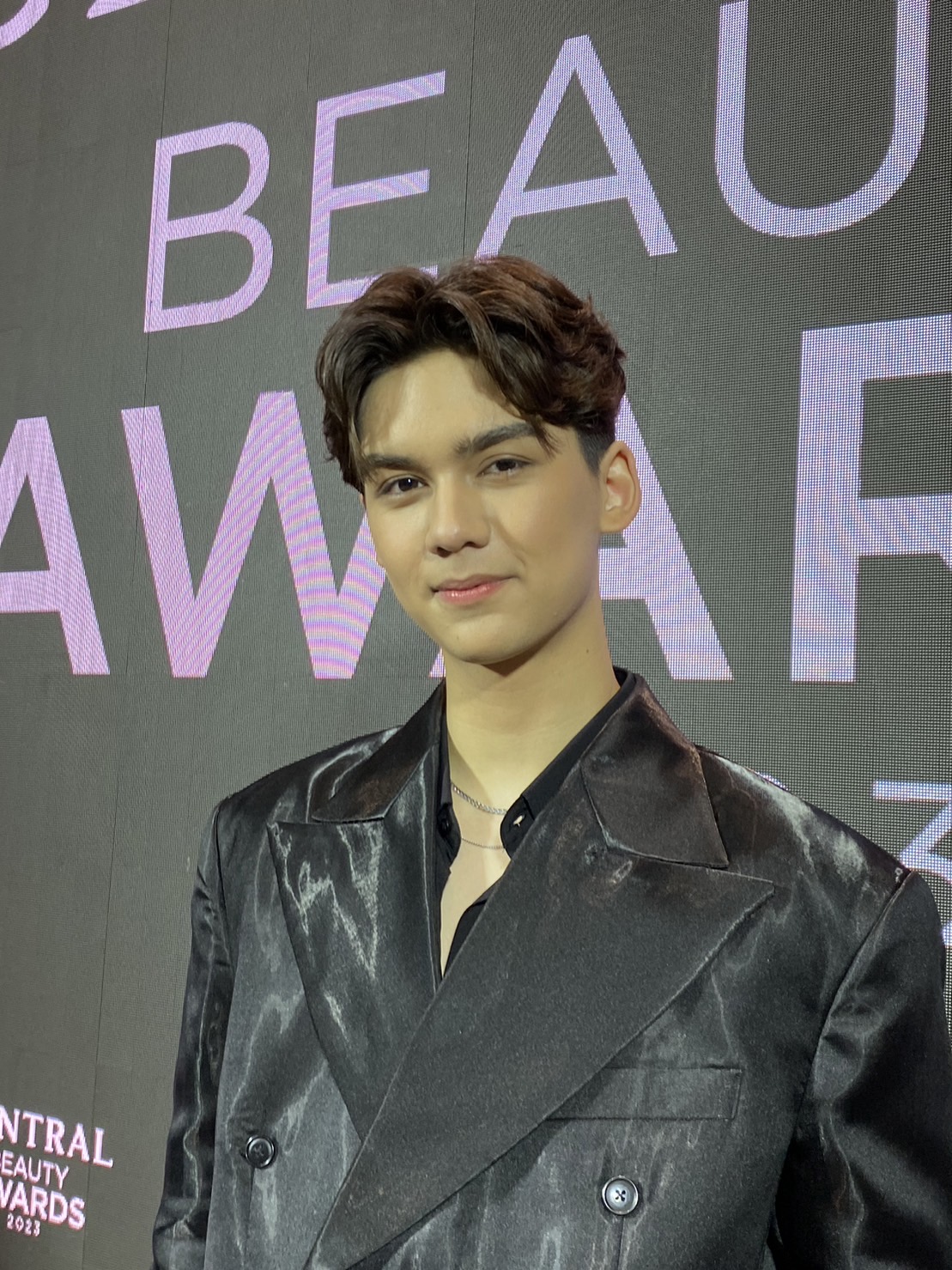 อยากสร้างโมเมนต์พิเศษ “ทิกเกอร์” เขียนเพลงวันแม่ ทำ “นิโคล” น้ำตาไหล