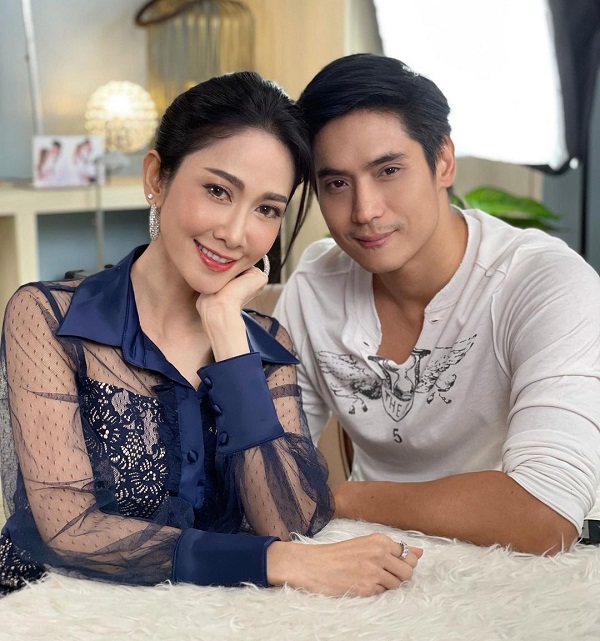 “ยุ้ย จีรนันท์” ยืนยันอาชีพแม่ค้าออนไลน์ กลายเป็นอาชีพหลัก (มีคลิป) “ยุ้ย จีรนันท์” ยืนยันอาชีพแม่ค้าออนไลน์ กลายเป็นอาชีพหลัก (มีคลิป)