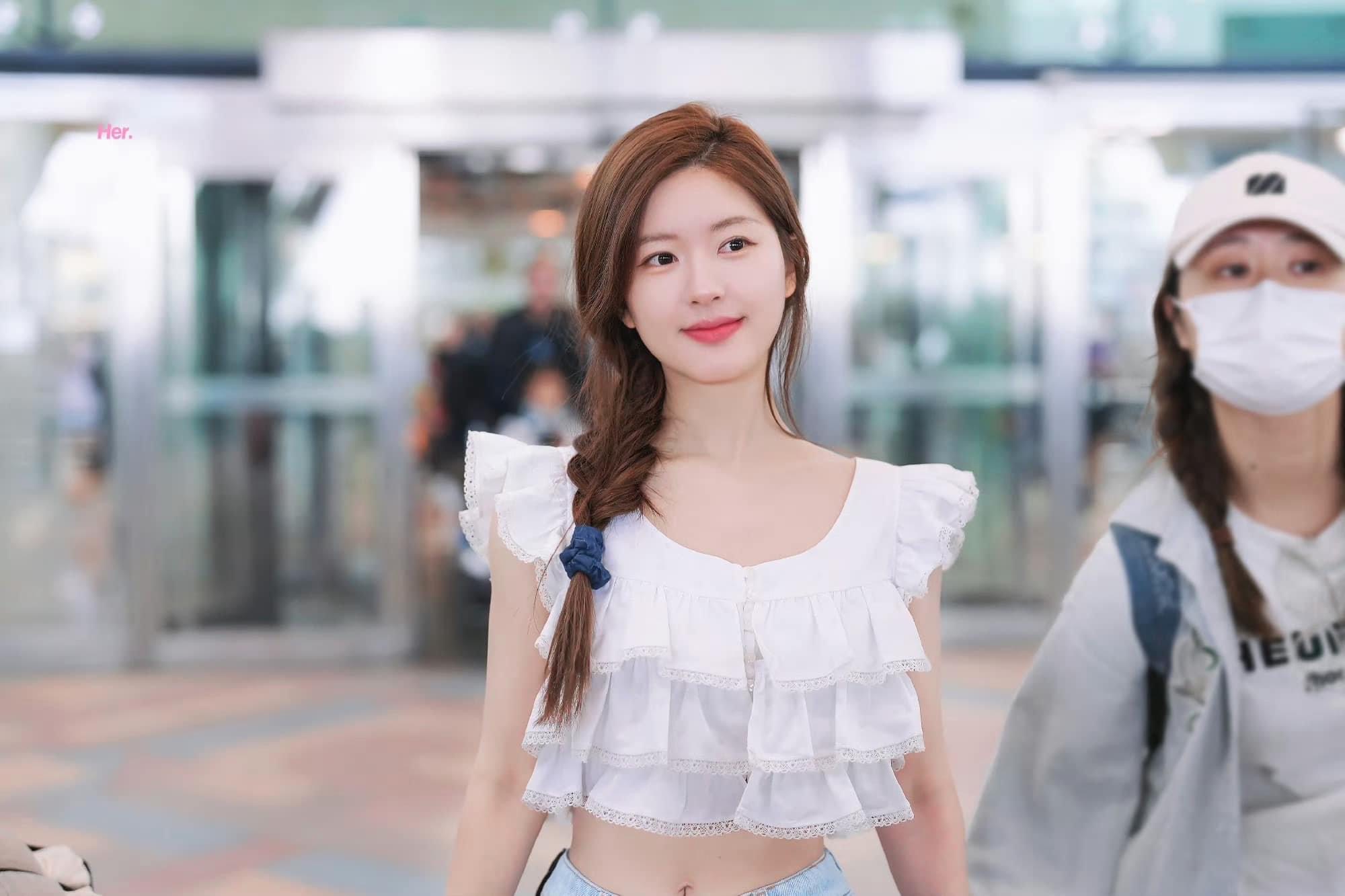 ต้อนรับคนสวย!! ‘จ้าวลู่ซือ’ ครองเทรนด์หลังลัดฟ้าถึงไทย พร้อมทำกิจกรรม 27 ก.ย.นี้ ต้อนรับคนสวย!! ‘จ้าวลู่ซือ’ ครองเทรนด์หลังลัดฟ้าถึงไทย พร้อมทำกิจกรรม 27 ก.ย.นี้