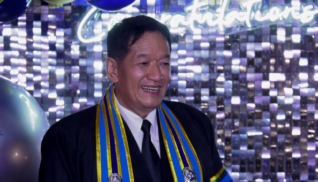 “โย่ง เชิญยิ้ม” รับปริญญากิตติมศักดิ์ 