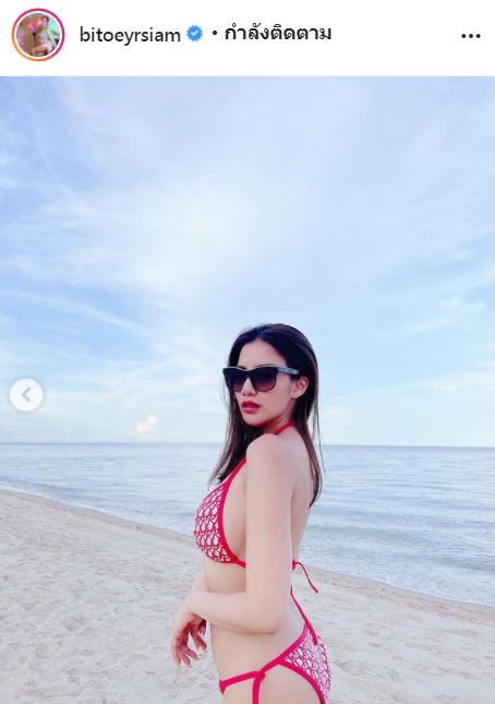 ประชันความแซ่บ! อั้ม-ใบเตย อวดบิกินี่ โชว์เซ็กซี่จนไฟลุก