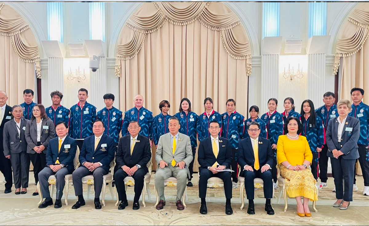 นายกฯ มอบโอวาท 12 ทัพนักกีฬาโอลิมปิก นายกฯ มอบโอวาท 12 ทัพนักกีฬาโอลิมปิก