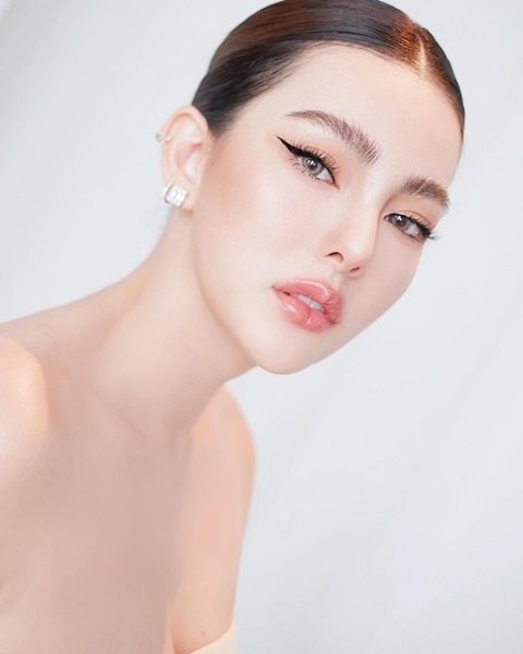 ดิว อริสรา เดินหน้าเอาผิด เบล บุษยา เรียกค่าเสียหาย 10 ล้าน!! 