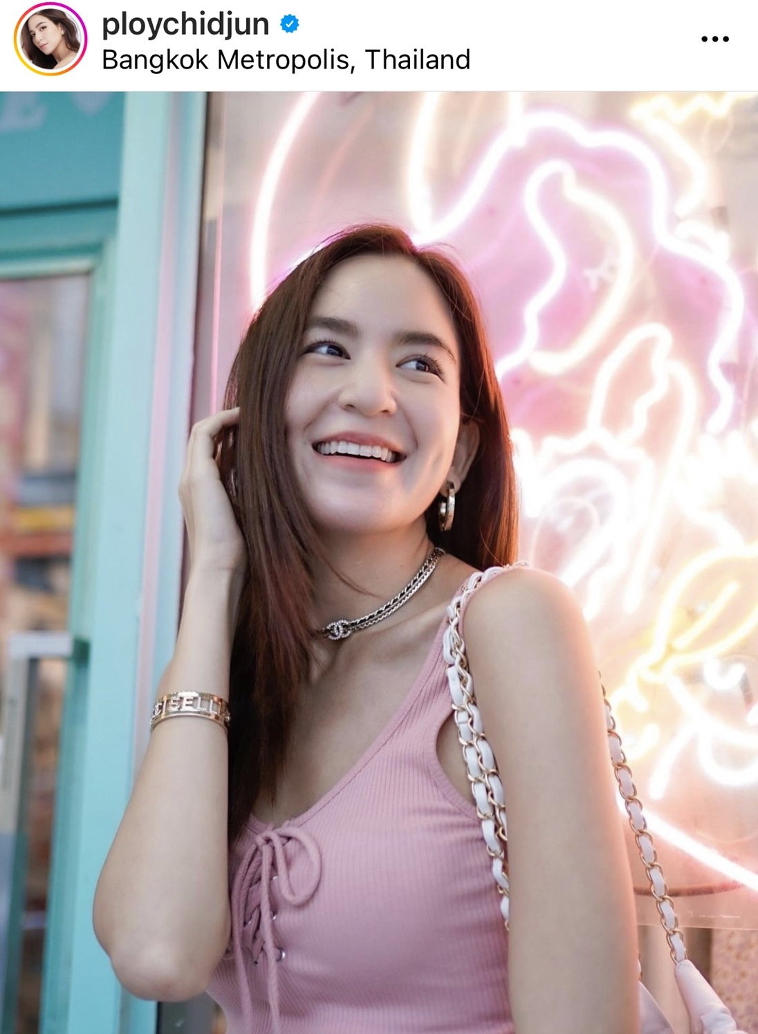 พลอย ชิดจันทร์ เล่าชีวิตกว่าจะสมบูรณ์แบบเหมือนทุกวันนี้ ไม่ใช่เรื่องง่าย ! พลอย ชิดจันทร์ เล่าชีวิตกว่าจะสมบูรณ์แบบเหมือนทุกวันนี้ ไม่ใช่เรื่องง่าย !