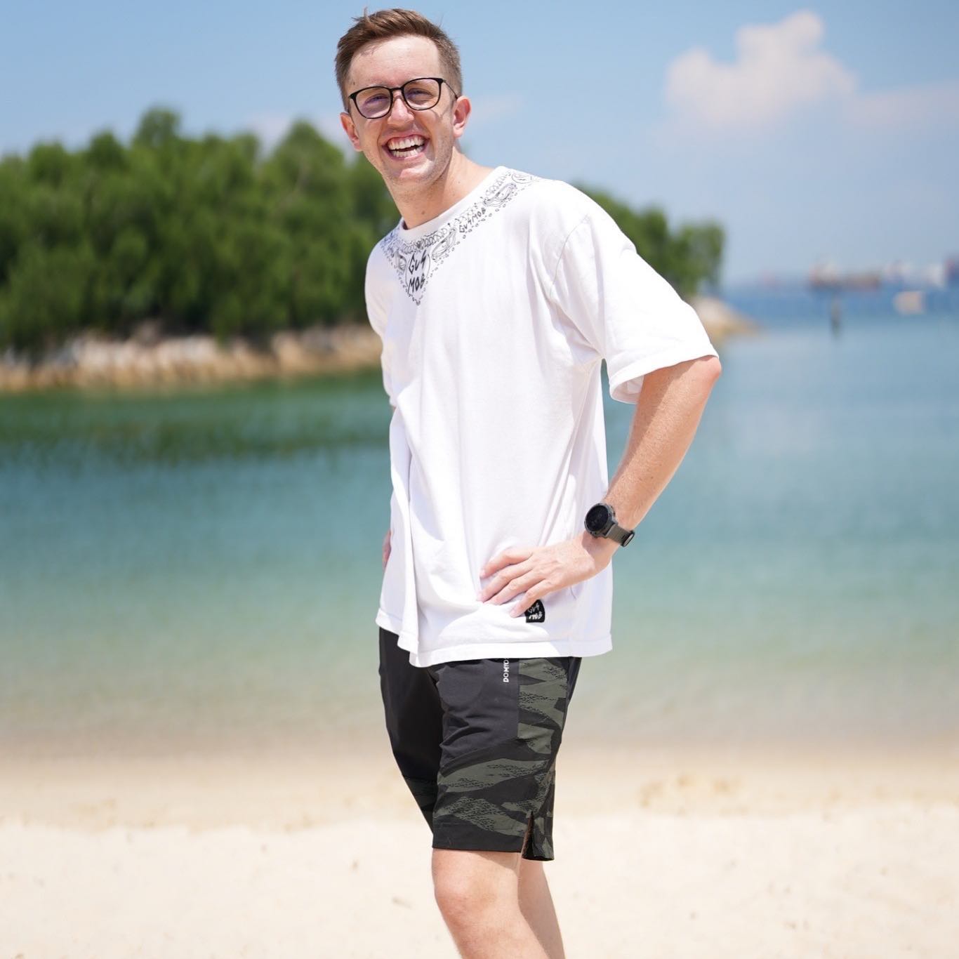 เข้าพบตำรวจก่อนออกหมายเรียก My Mate Nate ชี้แจงรายละเอียดถ่ายคลิปจ้างตำรวจ 50 นายตามไล่ล่า