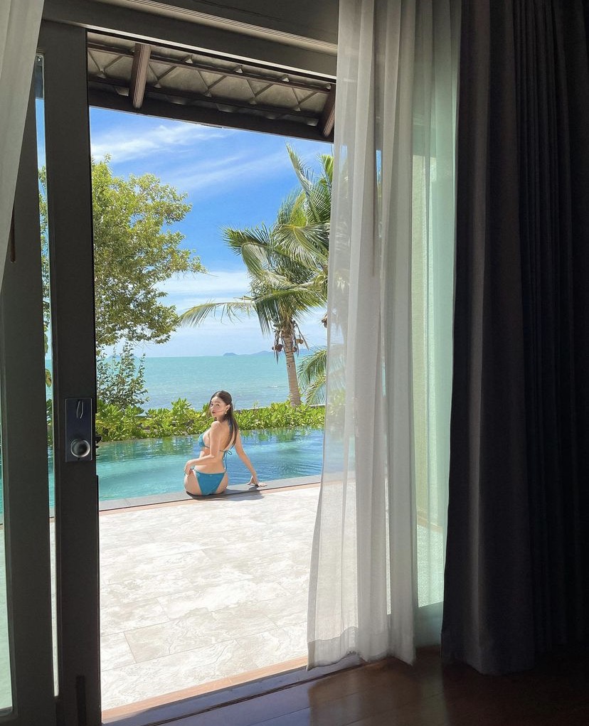 เห็นแล้วใจละลาย กวาง เดอะเฟซ กับบิกินี่สีฟ้าสุดแซ่บ เห็นแล้วใจละลาย กวาง เดอะเฟซ กับบิกินี่สีฟ้าสุดแซ่บ