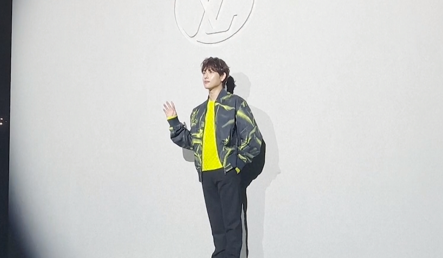 “Louis Vuitton” จัดแฟชั่นโชว์ครั้งแรกที่เกาหลีใต้ ศิลปิน K-Pop ร่วมงานเพียบ