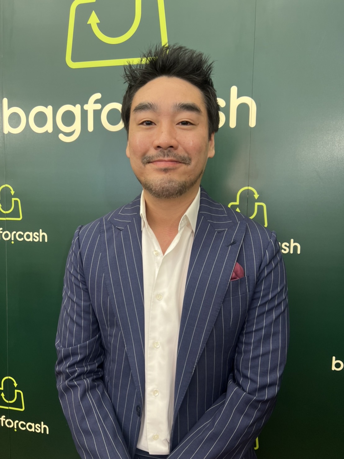 ไฮโซพก เคลียร์ชัด ถูกจับตาคบ มารี  ไม่มีอะไรแค่พี่น้องกัน