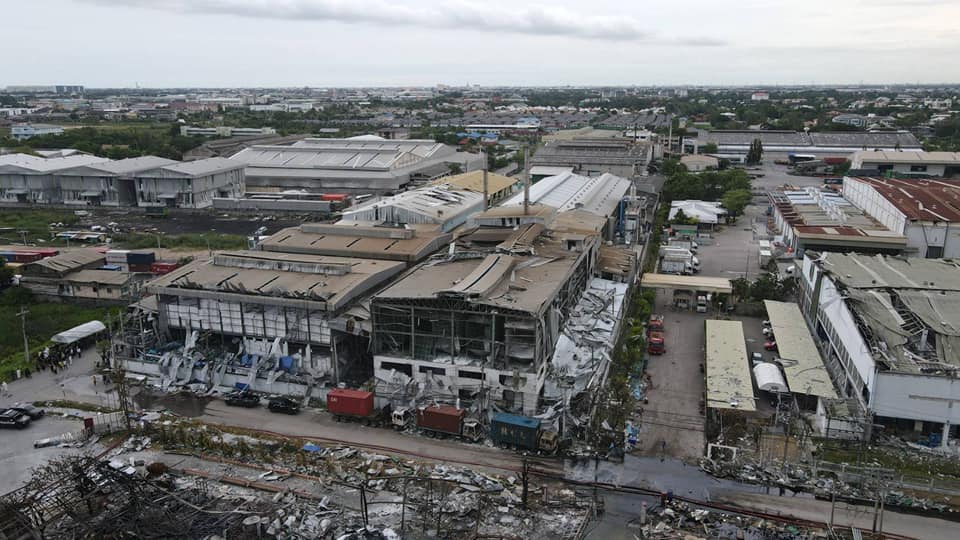 เปิดภาพจากโดรน อ.อ๊อด หลังเหตุการณ์ไฟไหม้โรงงานกิ่งแก้ว