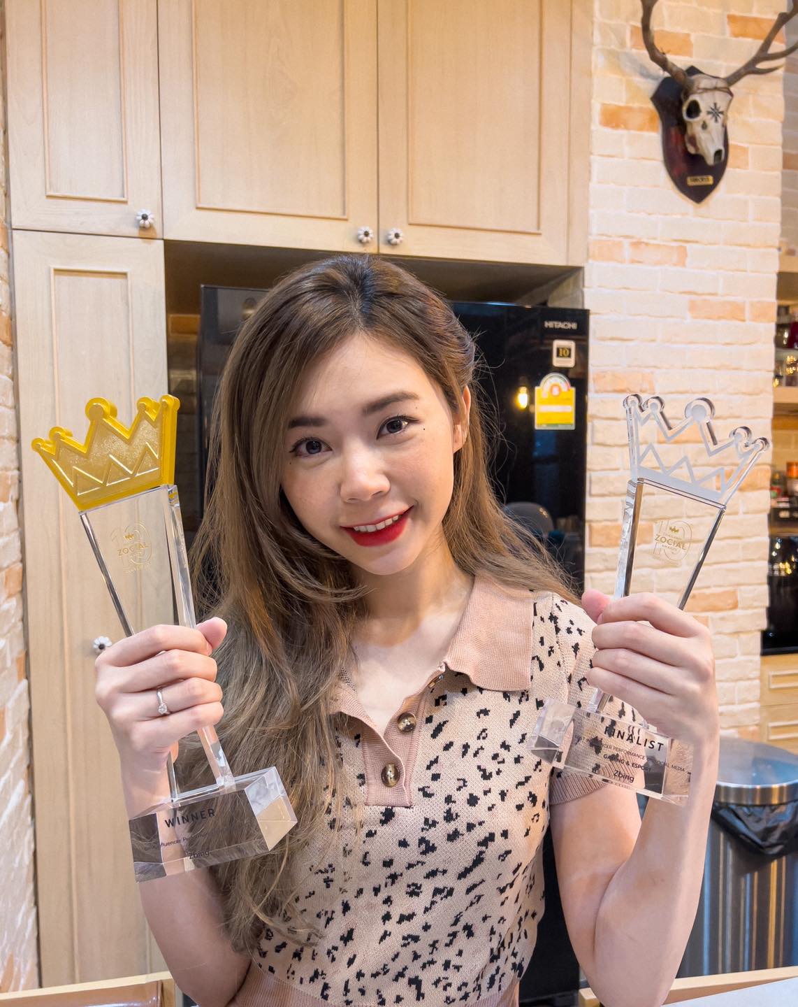 อินฟูเอนเซอร์สังกัดออนไลน์ สเตชั่น กวาดรางวัลจาก “Thailand zocial Awards 2022” กลับบ้านเพียบ อินฟูเอนเซอร์สังกัดออนไลน์ สเตชั่น กวาดรางวัลจาก “Thailand zocial Awards 2022” กลับบ้านเพียบ