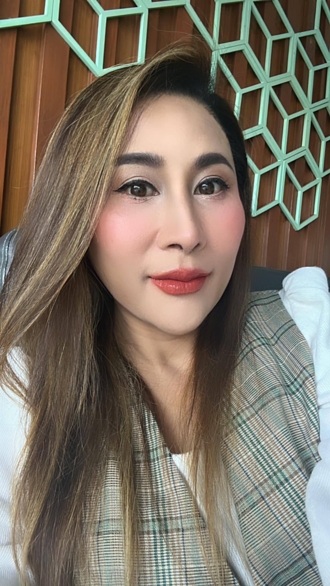 ความสวยเป็นเหตุ ลาล่า อาร์สยาม ย้ำชัด ไนกี้ ไม่ใช่แฟน