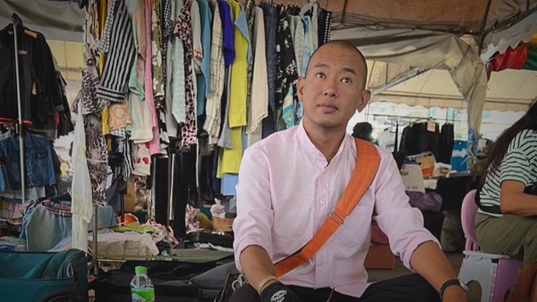 ไม่อายทำกิน “จอย ชวนชื่น” พาลูกขายขนมที่งานวัด / “ริว อาทิตย์” เปิดใจทั้งน้ำตากับชีวิตในวัย 44 ปี  (มีคลิป)