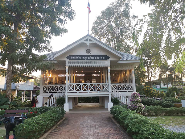 10 ที่เที่ยวชัยนาท เช็กอินสวนนก จิบกาแฟยามเย็นริมเจ้าพระยา