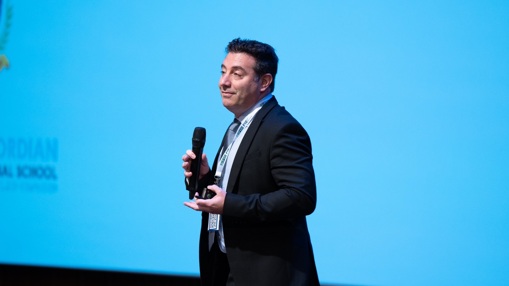 เปิดแนวคิดพัฒนาการศึกษาจากบริษัทชั้นนำระดับโลก CEO เครือเจริญโภคภัณฑ์ ชี้ต้องเร่งปฏิรูปการศึกษาไทย-โลก เปิดแนวคิดพัฒนาการศึกษาจากบริษัทชั้นนำระดับโลก CEO เครือเจริญโภคภัณฑ์ ชี้ต้องเร่งปฏิรูปการศึกษาไทย-โลก