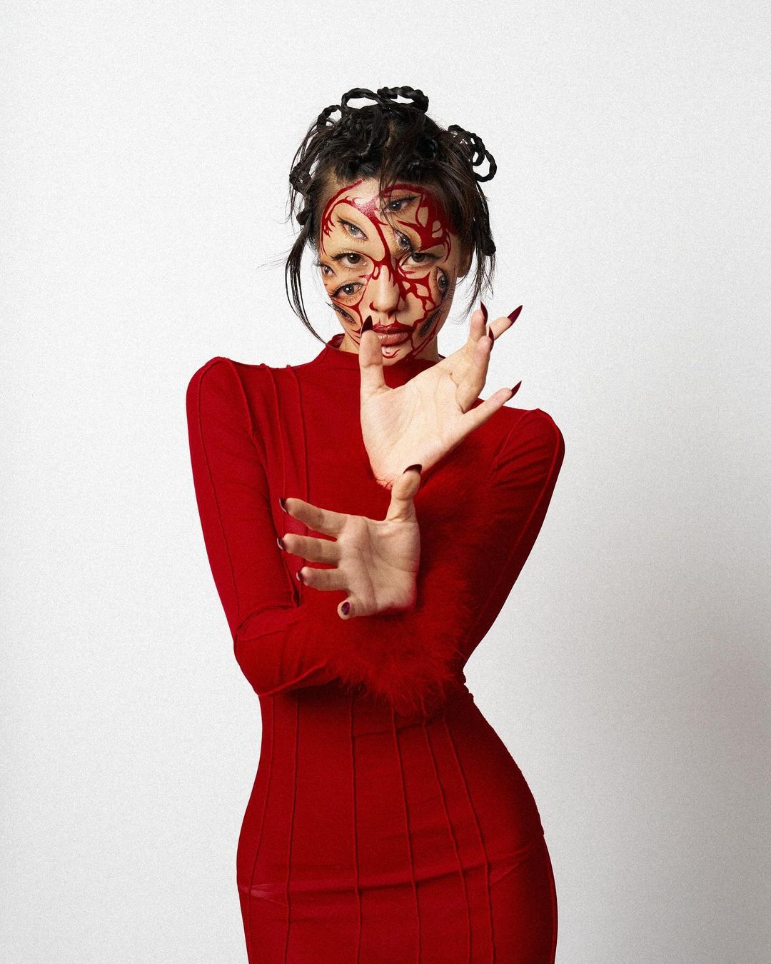 วันฮาโลวีน 2566 ส่องคนบันเทิง แปลงโฉมจัดเต็มความหลอน ใครเป็นใครต้องดู