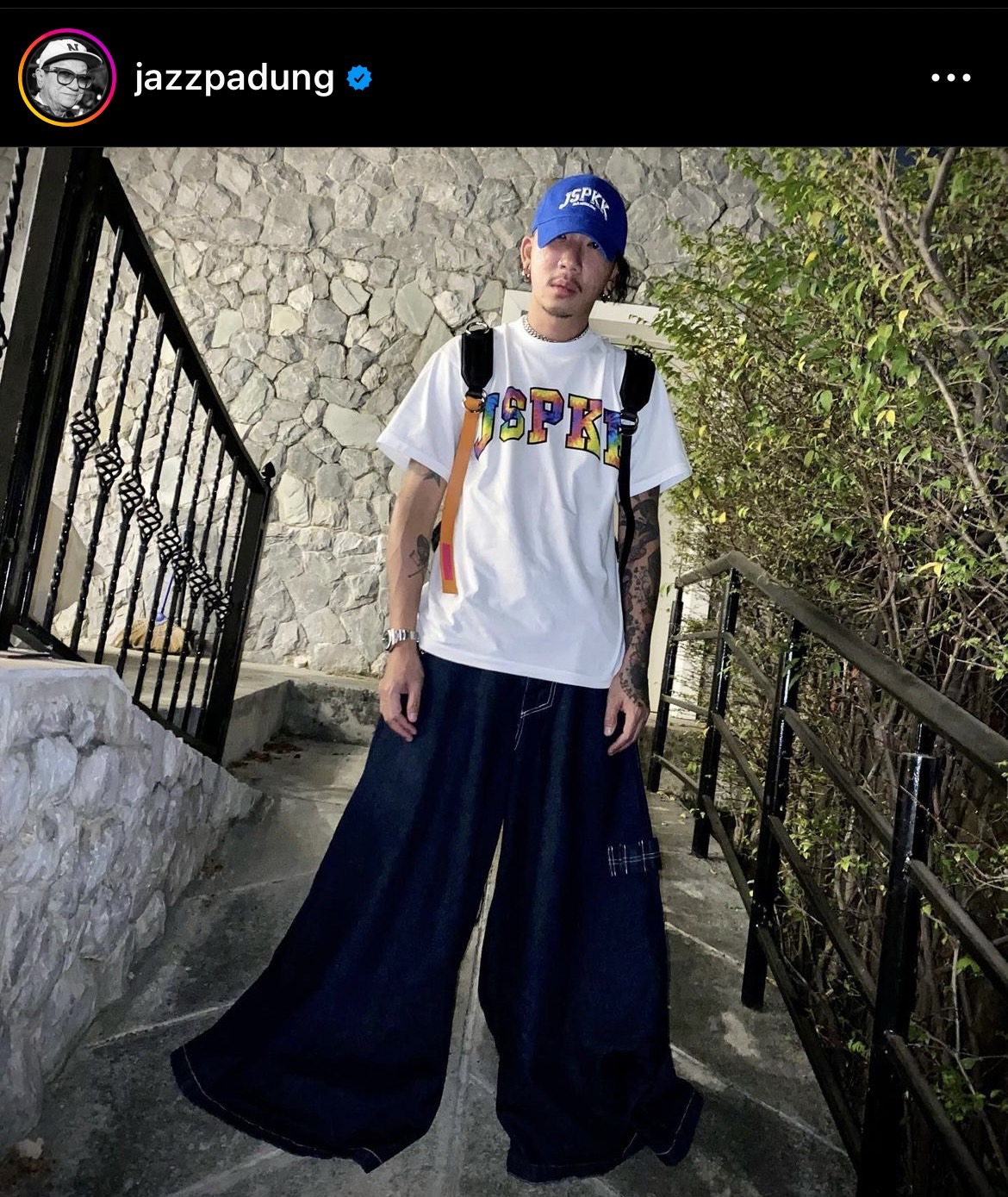 ฮาลั่น! แจ๊ส ชวนชื่น เจอ บัวขาว ถึงกับเข่าทรุดยกมือไหว้ ฮาลั่น! แจ๊ส ชวนชื่น เจอ บัวขาว ถึงกับเข่าทรุดยกมือไหว้