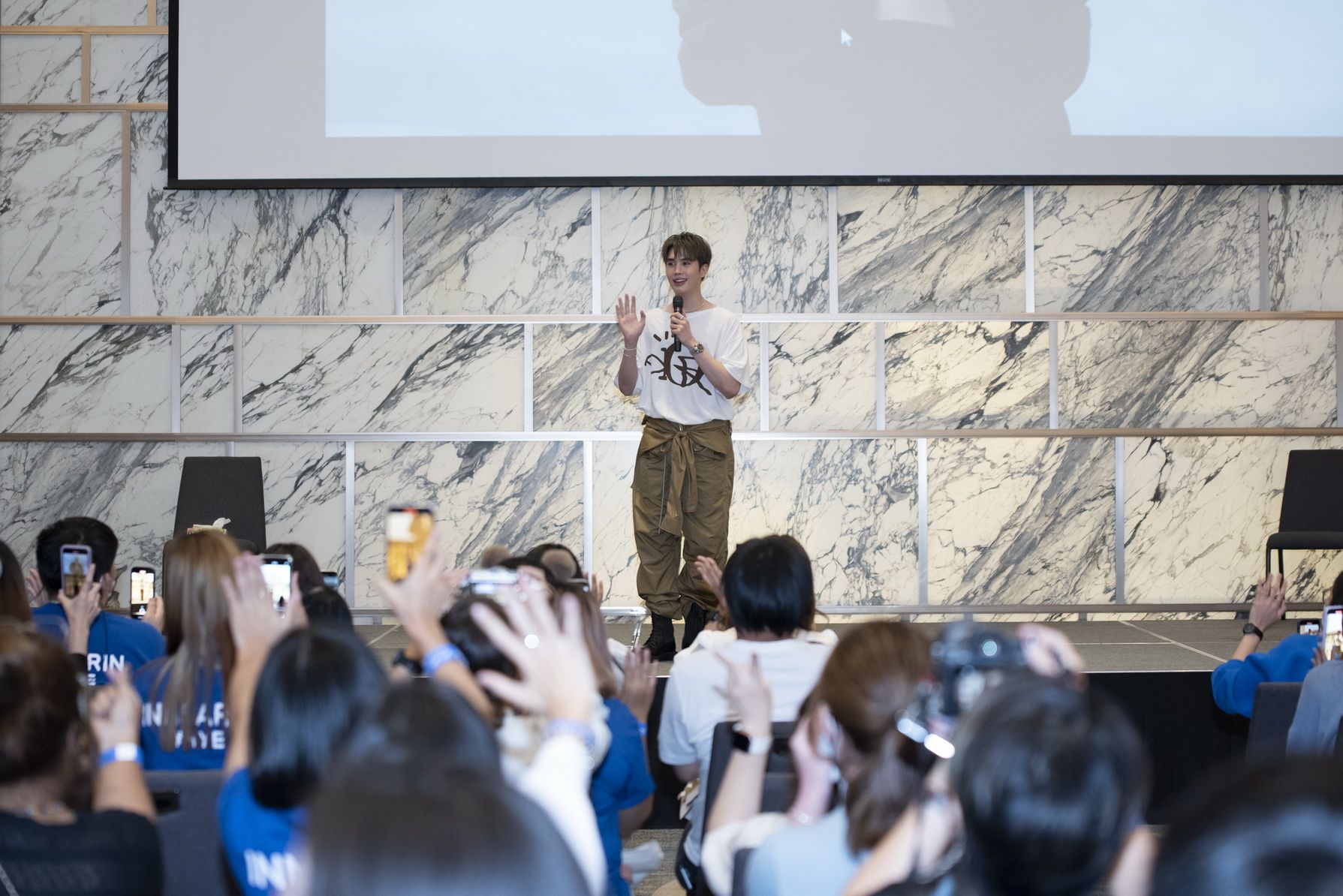 “อิน สาริน” มอบความสุข กับ “INN Sarin 1st Exclusive Fansign Event” “อิน สาริน” มอบความสุข กับ “INN Sarin 1st Exclusive Fansign Event”