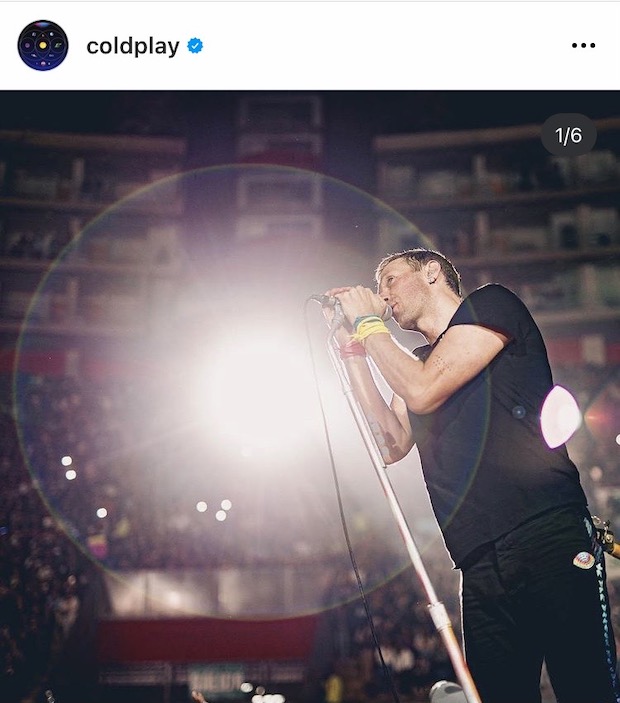 Coldplay พักทัวร์ทันที!! หลัง ‘คริส มาร์ติน’ นักร้องนำปอดติดเชื้ออย่างรุนแรง Coldplay พักทัวร์ทันที!! หลัง ‘คริส มาร์ติน’ นักร้องนำปอดติดเชื้ออย่างรุนแรง