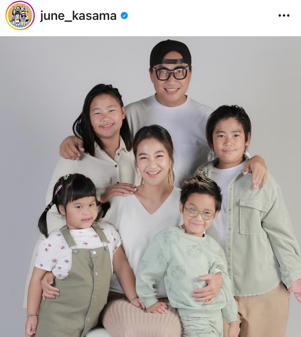 เปิ้ล-จูน สุดปลื้ม น้องออกัส สอบติดโรงเรียนดังในอังกฤษ เปิ้ล-จูน สุดปลื้ม น้องออกัส สอบติดโรงเรียนดังในอังกฤษ