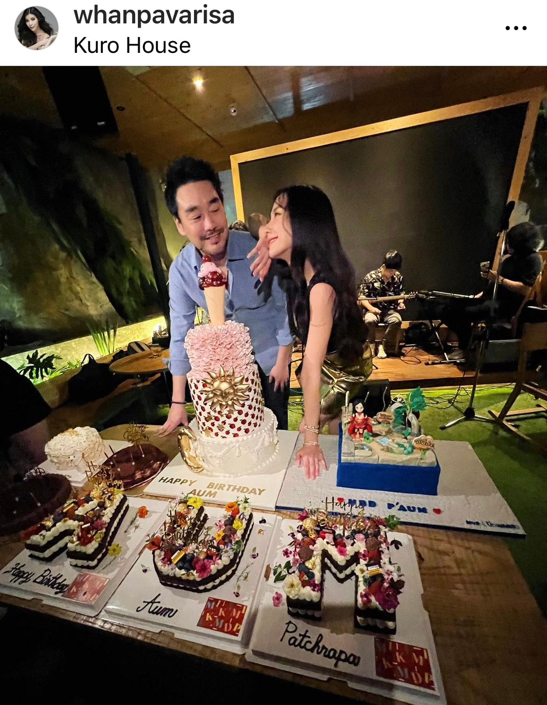 “แหวนแหวน” แจงดราม่า คลิปจับมือ “อั้ม พัชราภา” ยันทั้งคู่เลิกกันด้วยดี “แหวนแหวน” แจงดราม่า คลิปจับมือ “อั้ม พัชราภา” ยันทั้งคู่เลิกกันด้วยดี