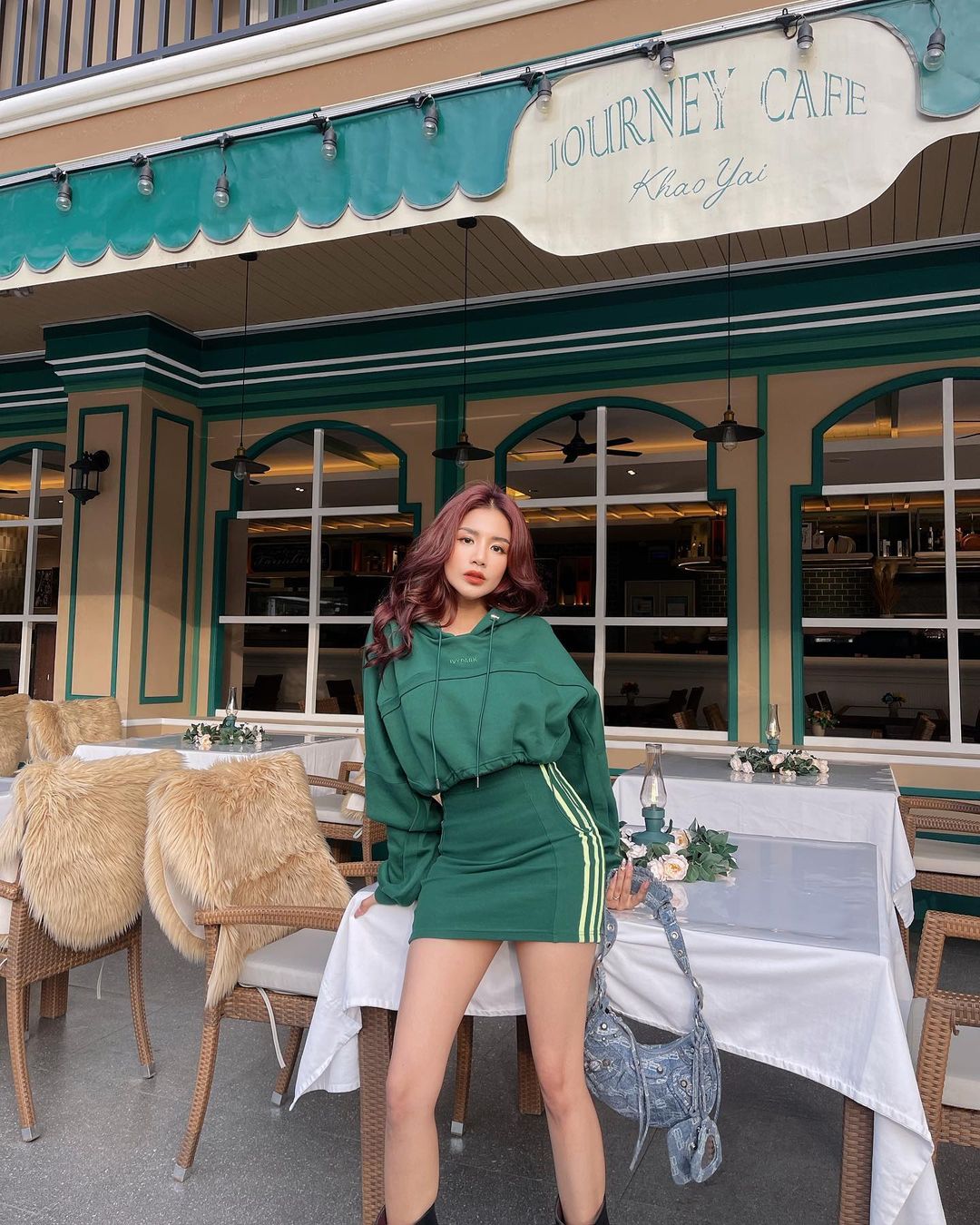 “ใบเตย สุธีวัน” เผยคลิปพร้อมข้อความ “ชีวิตไม่สิ้นก็ดิ้นกันไป”