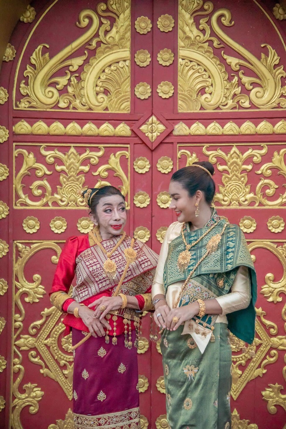 สิตางศุ์ บัวทอง โพสต์ขอโทษ พร้อมชี้แจงประเด็นภาพไม่เหมาะสม หลังประเทศเพื่อนบ้านคอมเมนต์เดือด