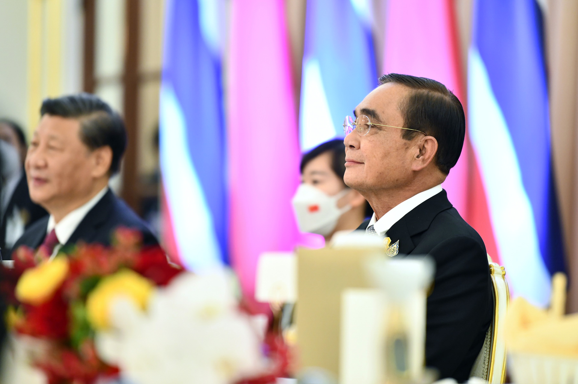 ประมวลภาพ นายกฯ เลี้ยงอาการกลางวัน สี จิ้นผิง และภริยา