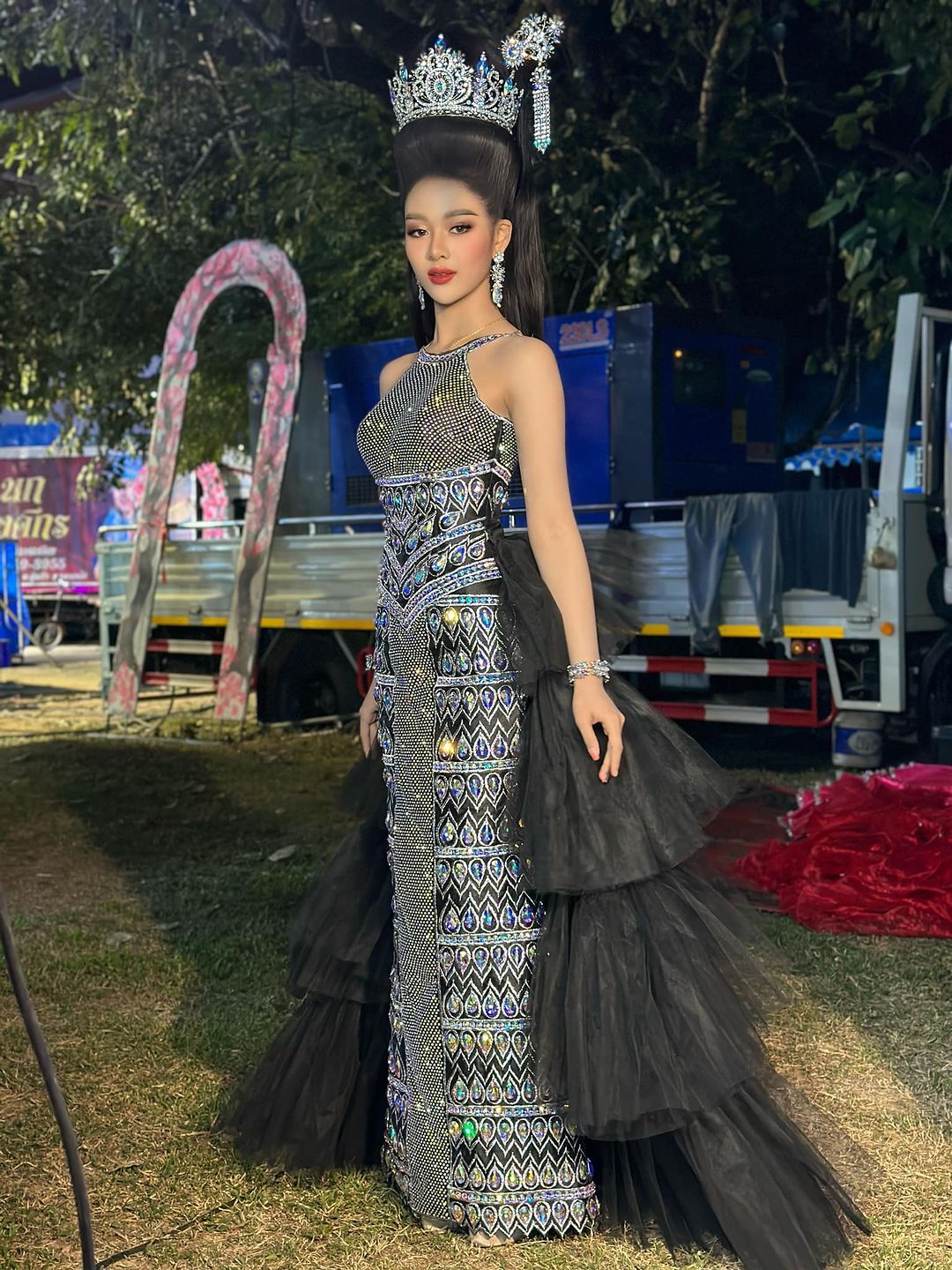 ยูกิ เพ็ญผกา คือใคร? เปิดวาร์ปความสวย เพชรเม็ดงามวงการหมอลำ