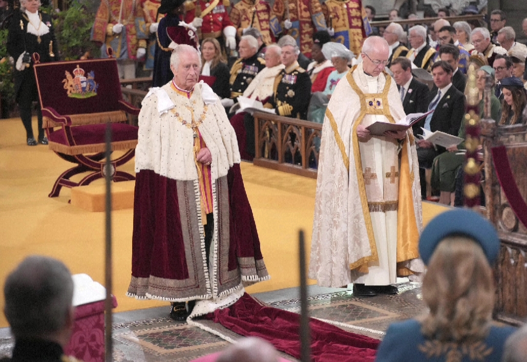  บรรยากาศพระราชพิธีบรมราชาภิเษก “สมเด็จพระเจ้าชาลส์ที่ 3” [มีคลิป] 