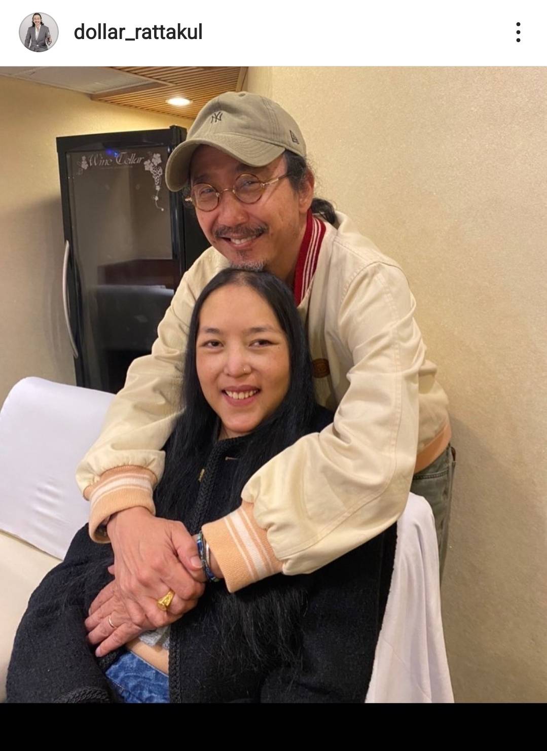 เสธ.ดอลลาร์ เผย คุณหญิงแมงมุม รอเปลี่ยนไต มีอาการปวดเรื้อรัง เสธ.ดอลลาร์ เผย คุณหญิงแมงมุม รอเปลี่ยนไต มีอาการปวดเรื้อรัง