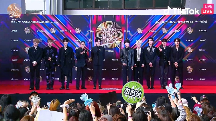 งาน Golden Disc Awards เริ่มแล้ว! ประมวลภาพซุปตาร์เดินพรมแดง