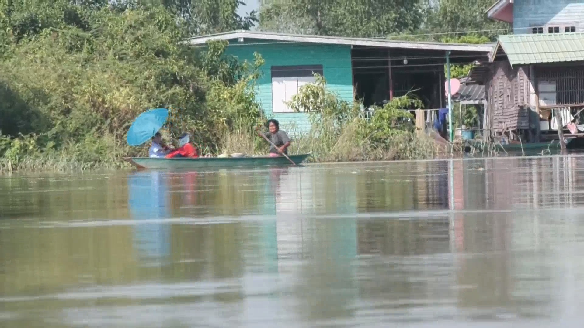 พิจิตรอ่วม! แม่น้ำยม-น่าน เอ่อท่วมบ้านเรือน เดือดร้อน 12 อำเภอ พิจิตรอ่วม! แม่น้ำยม-น่าน เอ่อท่วมบ้านเรือน เดือดร้อน 12 อำเภอ