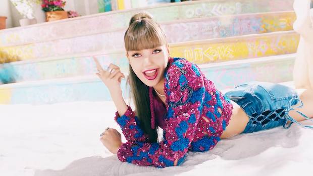 ครึ่งชั่วโมง 7 ล้านวิว!! ปังตามคาดหลังปล่อยเพลงเดี่ยว ‘ลิซ่า BLACKPINK’ (มีคลิป)