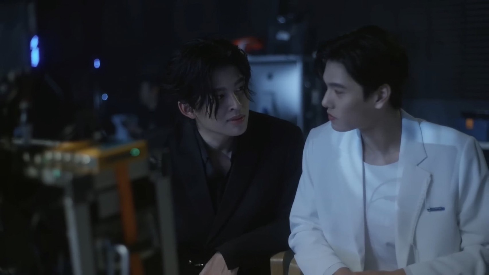 ซิงเกิลคู่มาแล้ว ปอนด์-ภูวิน มาแรง พาแฮชแท็กขึ้นเทรนด์อย่างรวดเร็ว!