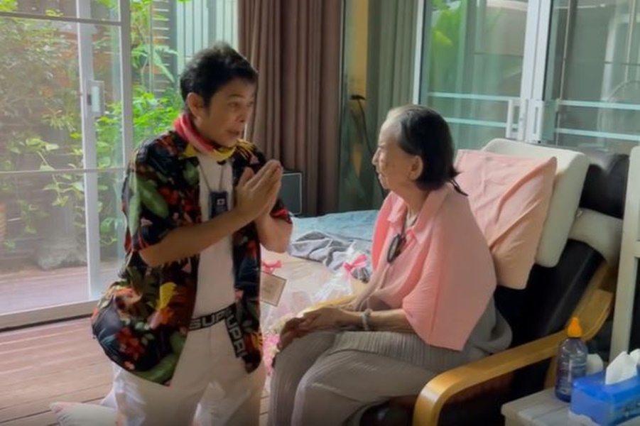 วันเกิด คุณยายมารศรี อายุครบ 101 ปี 