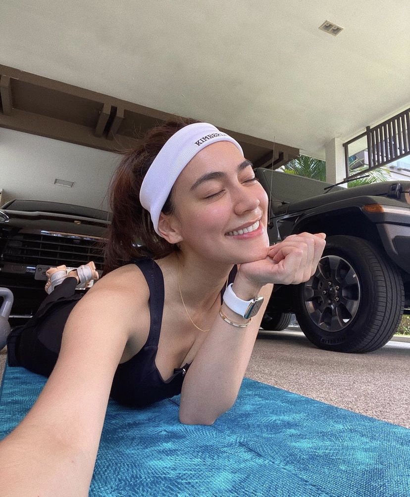 ยั่วใจเกินไปแล้ว คิมเบอร์ลี่ แจกความสดใส ยอดไลค์พุ่งแรง!! ยั่วใจเกินไปแล้ว คิมเบอร์ลี่ แจกความสดใส ยอดไลค์พุ่งแรง!!