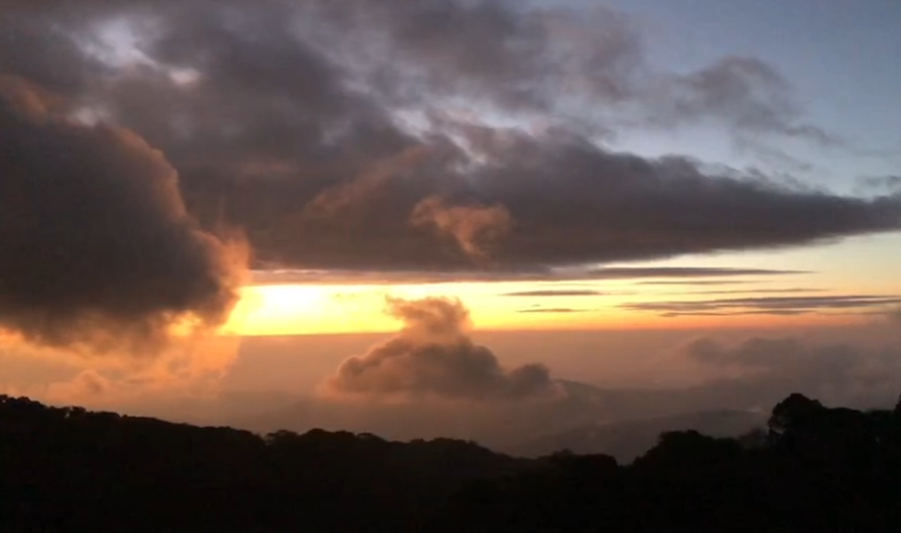 ที่เที่ยวเชียงใหม่ เปิดภาพสีสันแห่งขอบฟ้า ‘กิ่วแม่ปาน’ ส่งท้ายหยุดยาว ที่เที่ยวเชียงใหม่ เปิดภาพสีสันแห่งขอบฟ้า ‘กิ่วแม่ปาน’ ส่งท้ายหยุดยาว