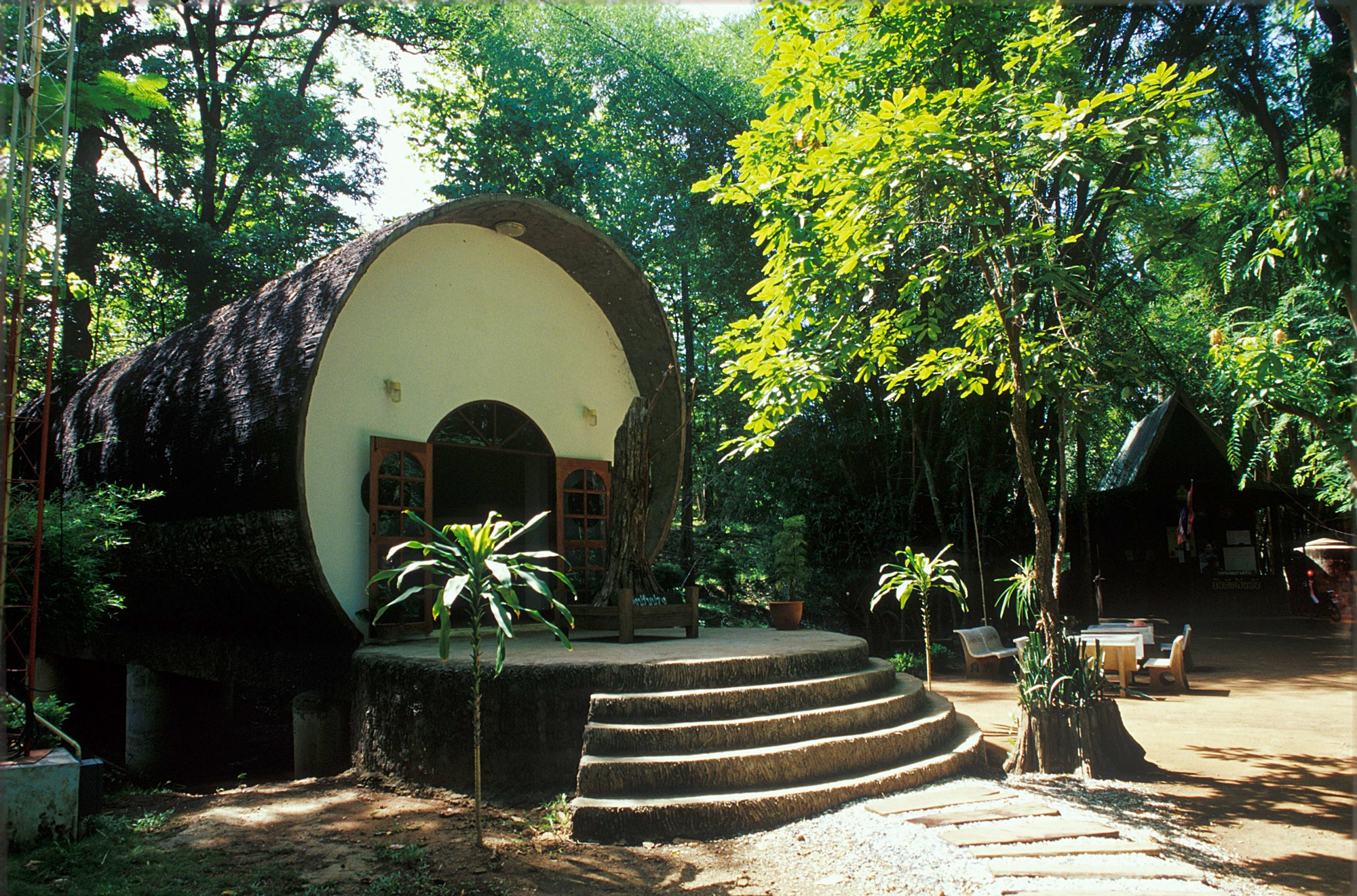 9 ที่เที่ยวอุตรดิตถ์ 2565 เที่ยวเมืองสักใหญ่ ส่องเมืองลับแล แผงประวัติศาสตร์และธรรมชาติ