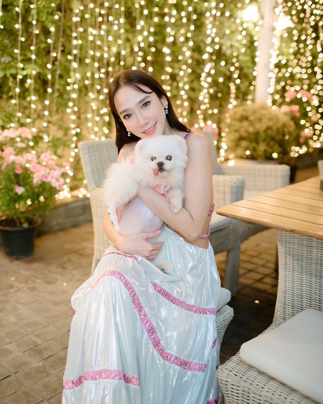 ลือสนั่น! อั้ม พัชราภา เลิก ไฮโซพก มีมือที่สามเป็นดาราดัง (มีคลิป)