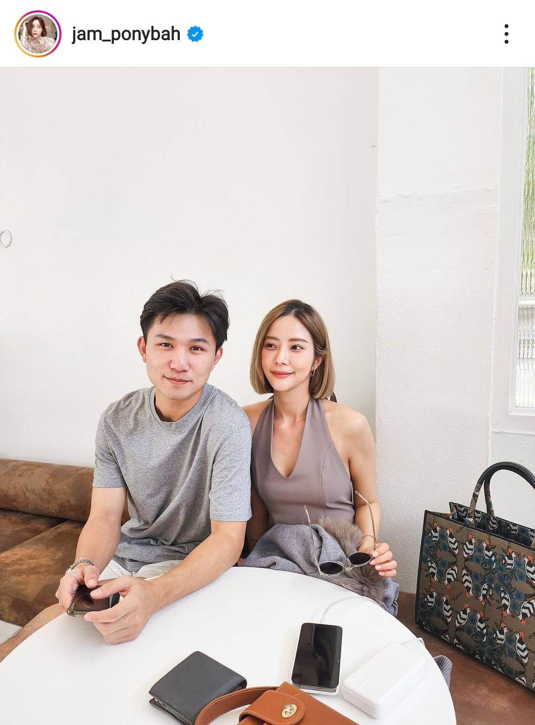 แจม ชรัฐฐา หัวใจสีชมพูอีกครั้ง โพสต์ภาพคู่เปิดตัวหวานใจ แจม ชรัฐฐา หัวใจสีชมพูอีกครั้ง โพสต์ภาพคู่เปิดตัวหวานใจ