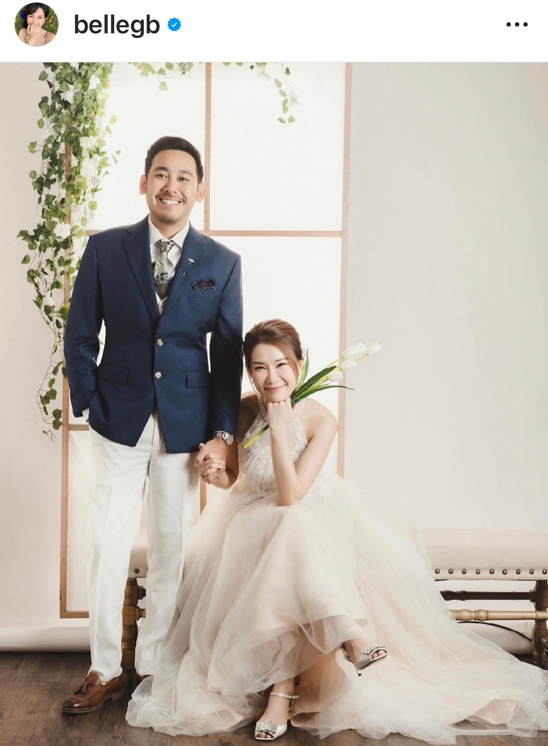 เบลล์ มนัญญา ควงแฟนหนุ่มนอกวงการ เข้าพิธีวิวาห์สุดชื่นมื่น 