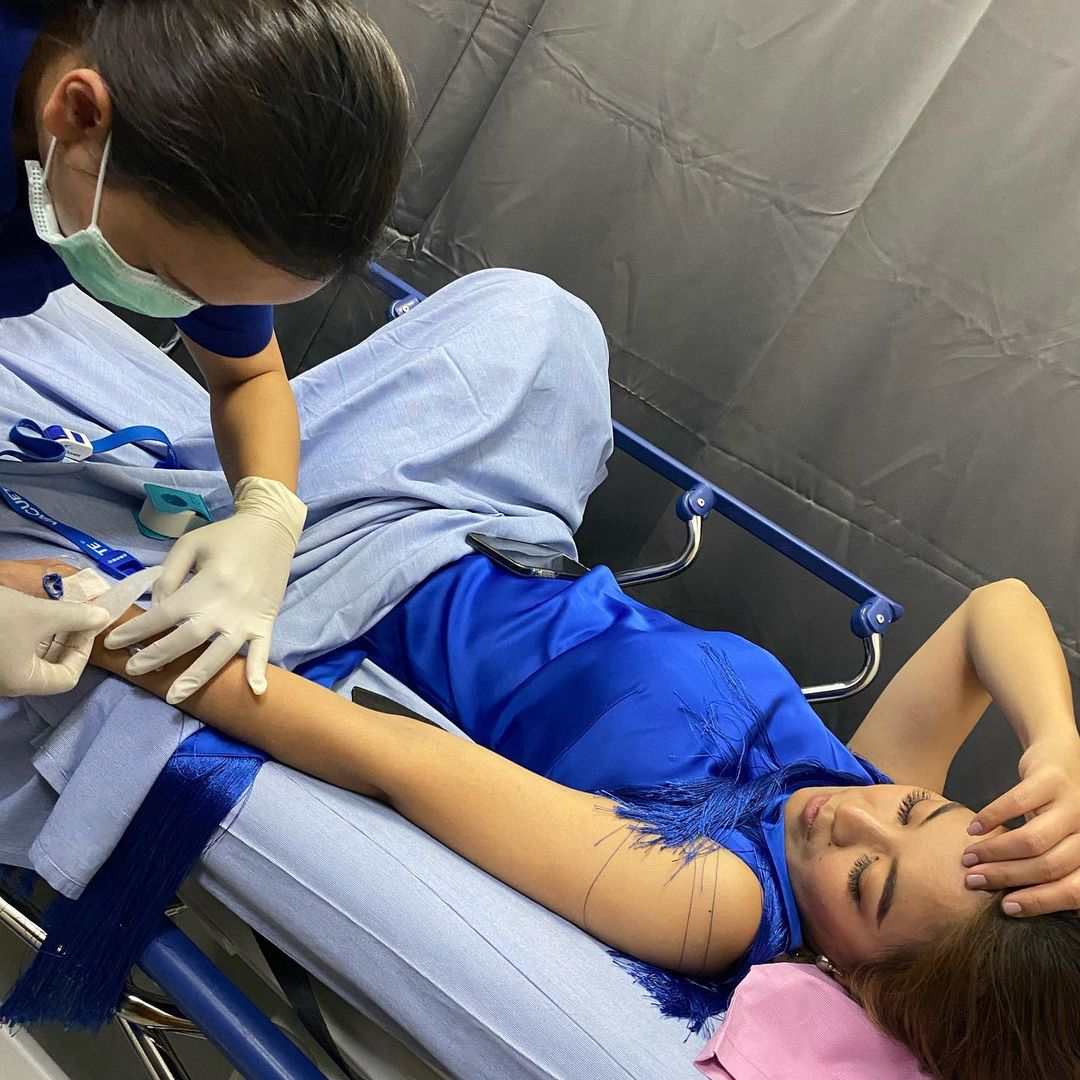 เปิ้ล นาคร เฝ้าไม่ห่างหลังจูนแอดมิดด่วนพร้อมบอก ป๊าดู 4 ออเอง เปิ้ล นาคร เฝ้าไม่ห่างหลังจูนแอดมิดด่วนพร้อมบอก ป๊าดู 4 ออเอง