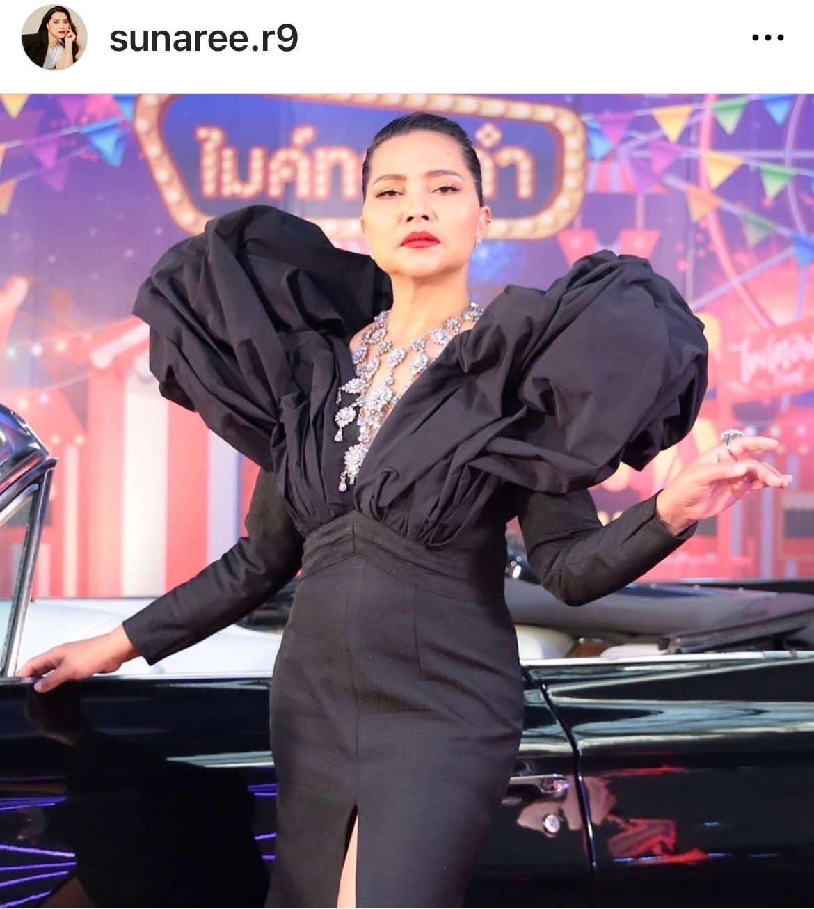 สุนารี โพสต์หวานถึงสามีรุ่นน้อง ครบรอบความรัก 9 ปี สุนารี โพสต์หวานถึงสามีรุ่นน้อง ครบรอบความรัก 9 ปี