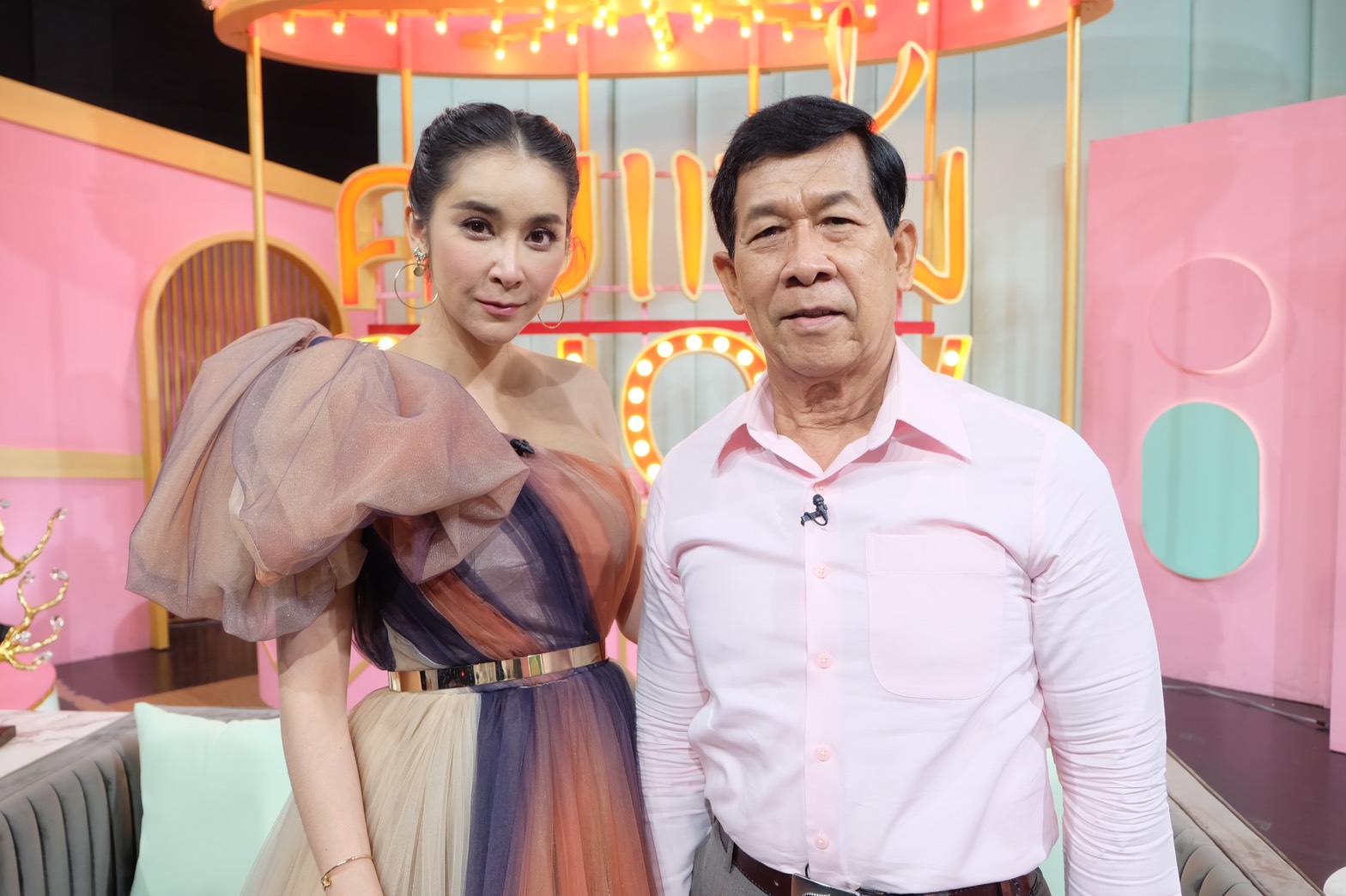 เหลือเงินหลักร้อย ใหม่ สุคนธวา เปิดใจรับกินบะหมี่กึ่งสำเร็จรูป เพราะต้องผ่อนบ้าน 53 ล้านช่วงโควิด!! 