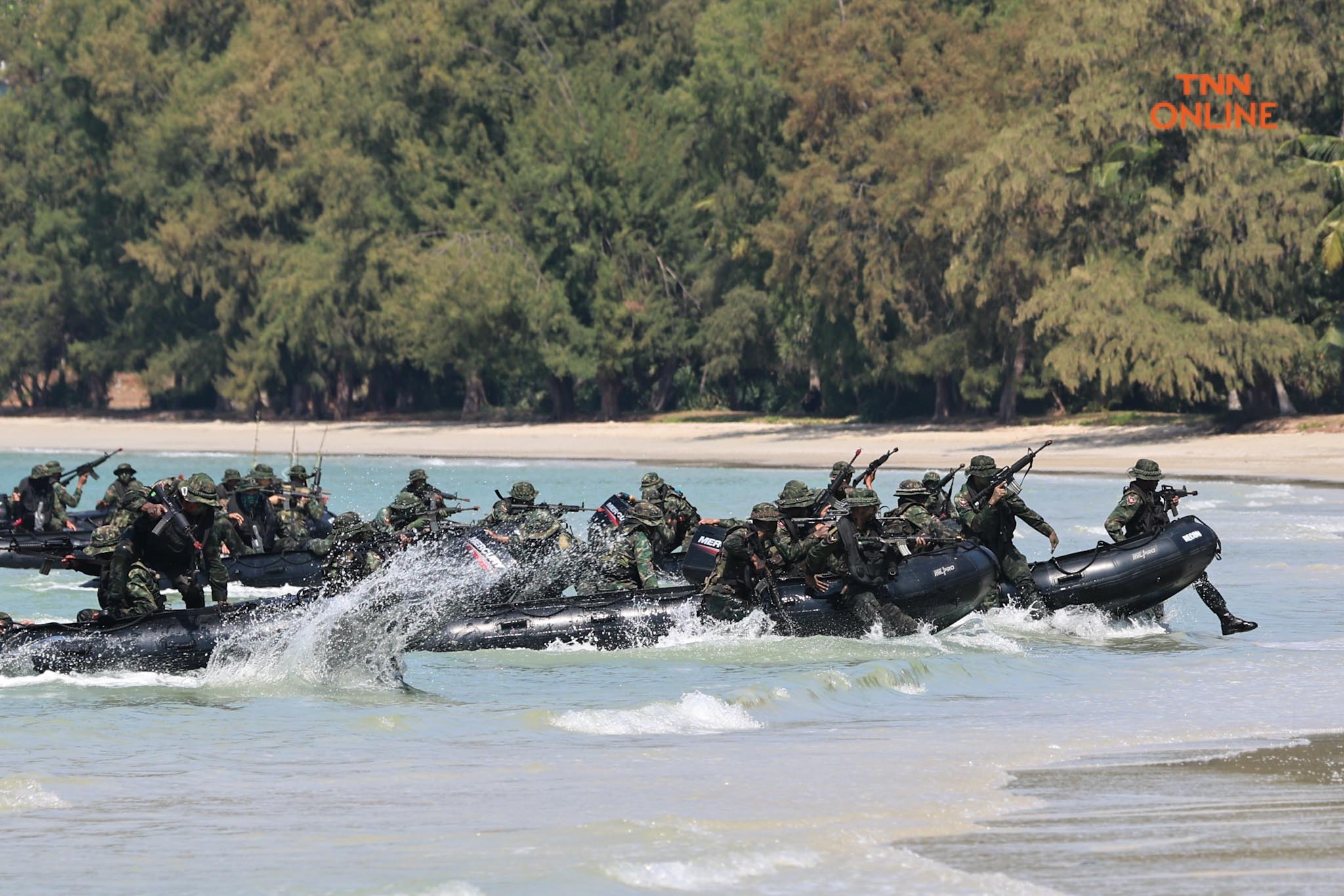 ยกพลขึ้นบก เปิดการฝึกกองทัพเรือ ประจำปี 2566  พร้อมสาธิตปฏิบัติการทางทหาร